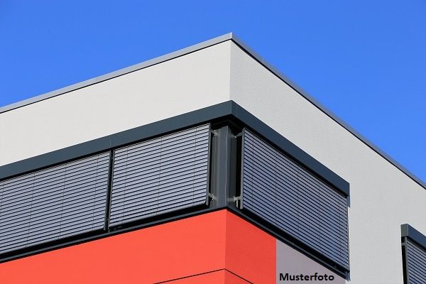 Büro- und Geschäftshaus Bj. 1999 mit 14 Stellplätzen