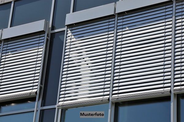 +++ Geschftshaus mit Nebengebude +++