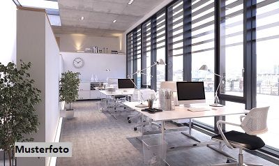 Büro- und Geschäftshaus Bj. 1999 mit 14 Stellplätzen