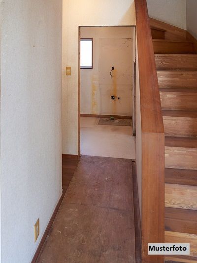 Schöne große Maisonette-Wohnung mit Stellplatz