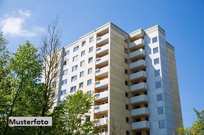Helle 3-Zimmer-Wohnung in luftiger Hhe - Stellplatz inklusive