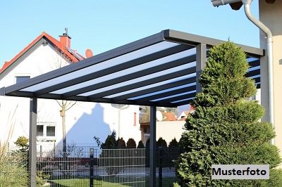 �berdachter Pkw-Stellplatz Nr. 14