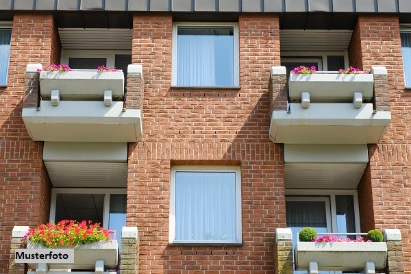 Zeitloses Gründerzeit-Mehrfamilienhaus mit historischem Flair