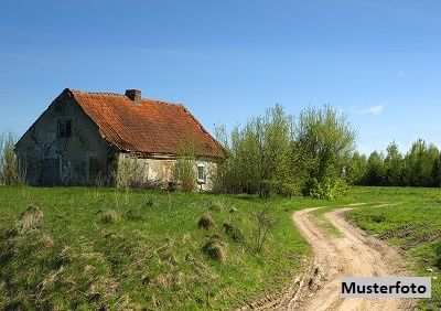 Land- und Forstwirtschaftl. Anwesen mit Hofstelle
