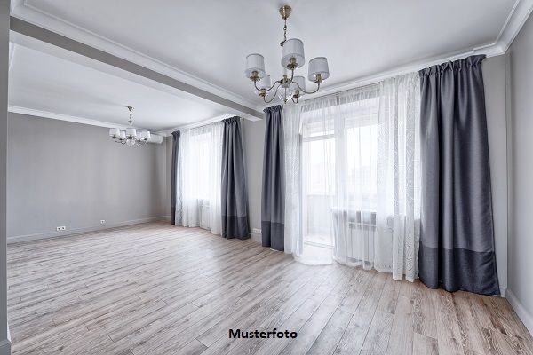 +++ 2-Zimmer-Wohnung mit Pkw-Stellplatz +++