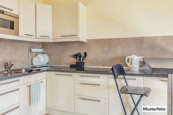 Helle 3-Zimmer-Wohnung mit Loggia, Garage & Pkw-Stellplatz - Traumhafter Blick auf die Berge