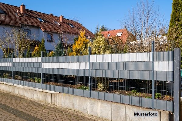 Einfamilien-Reihenmittelhaus mit 2 Stellpltzen