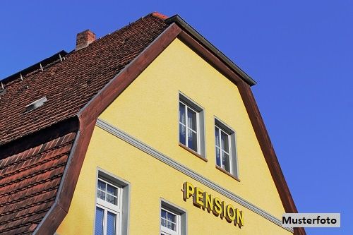 Frühstückspension mit Gastlokal und Betreiberwohnung in zentraler Tourismuslage