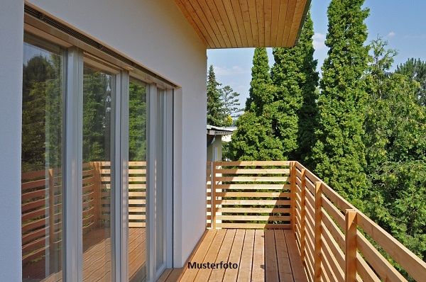 +++ Groe Wohnung mit Dachterrasse +++
