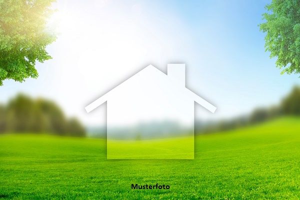 Baurecht - Fahnengrundst�ck (mit Bodenplatte)