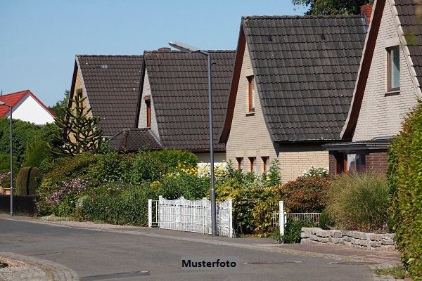 Einfamilienhaus mit Garage + sehr gepflegter Zustand +