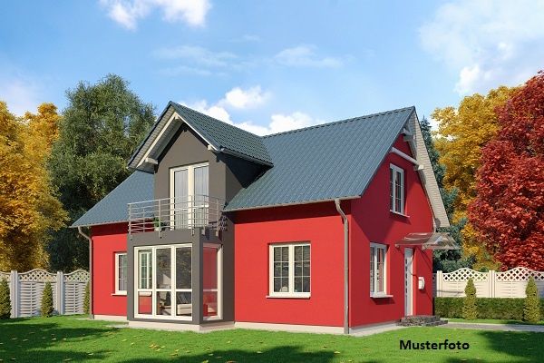 Einfamilienhaus mit Garage