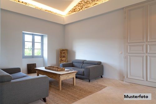 +++ Exklusives Wohnhaus mit Doppelgarage und zus�tzlichem Carport +++