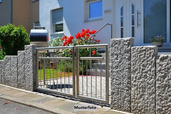 +++ Einfamilien-Reihenmittelhaus mit Garten und Tiefgaragenpl�tzen +++