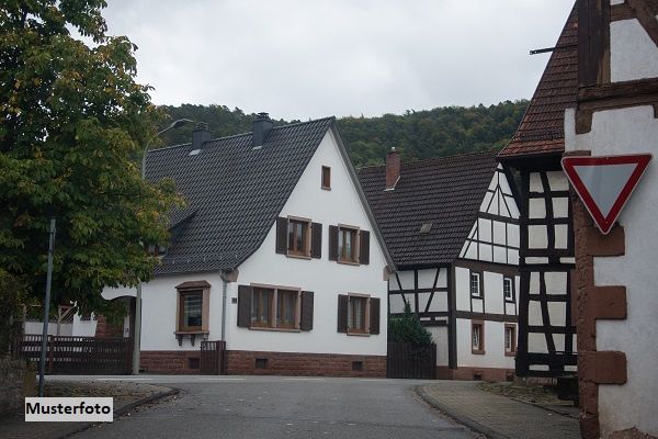 Chance zum Neubeginn + ehem. Gasthof + /  / 6435&nbsp;K�ssen / Bild 0