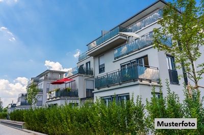 Mehrfamilienhaus mit Geschäftslokal + provisionsfrei +