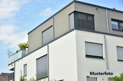 Mehrfamilienhaus mit Geschäftslokal + provisionsfrei +