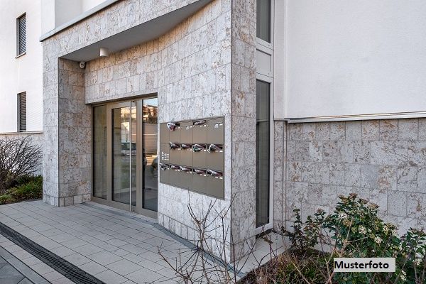 Weitgehend amortisiertes Mehrfamilienhaus mit Entwicklungspotenzial