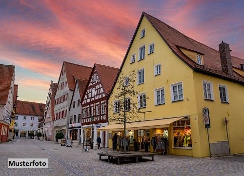 Wohn-/Geschäftshaus in Zentrumslage
