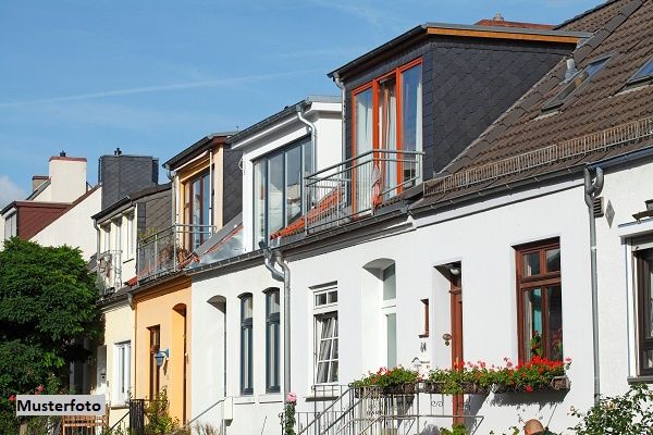 Einfamilien-Reihenendhaus mit Garage