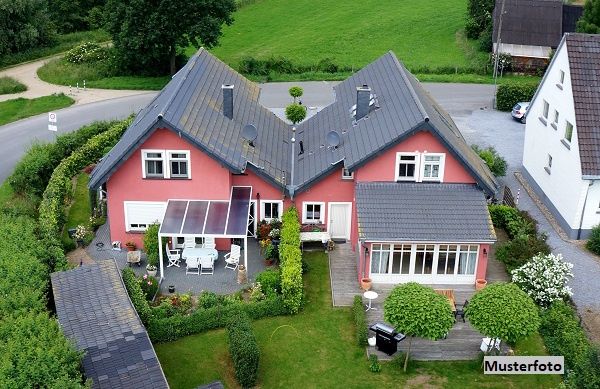 Einfamilien-Doppelhaushlfte in guter Wohnlage