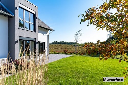 +++ Familienfreundliche Doppelhaushlfte mit Doppelstellplatz auen - ruhig & zentral +++