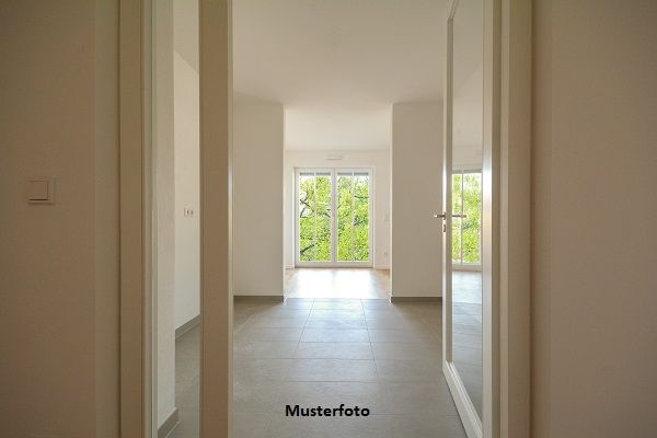 +++ Einfamilien-Doppelhaushälfte mit 2 Pkw-Stellplätzen +++