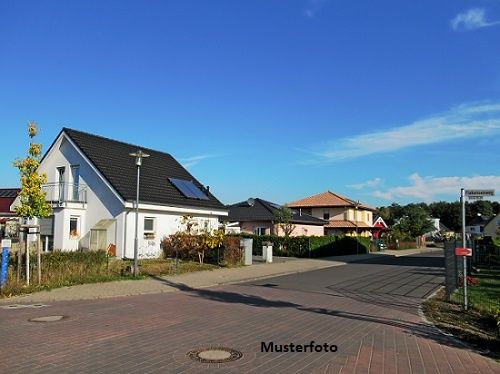 Einfamilienhaus mit Ferienhaus + guter Zustand + /  / 3550 Langenlois / Bild 0