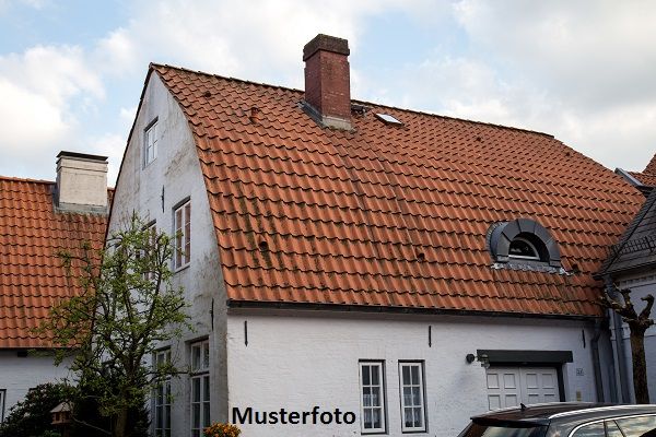 Einfamilienhaus - Versteigerungsobjekt - /  / 2170 Wilhelmsdorf / Bild 0