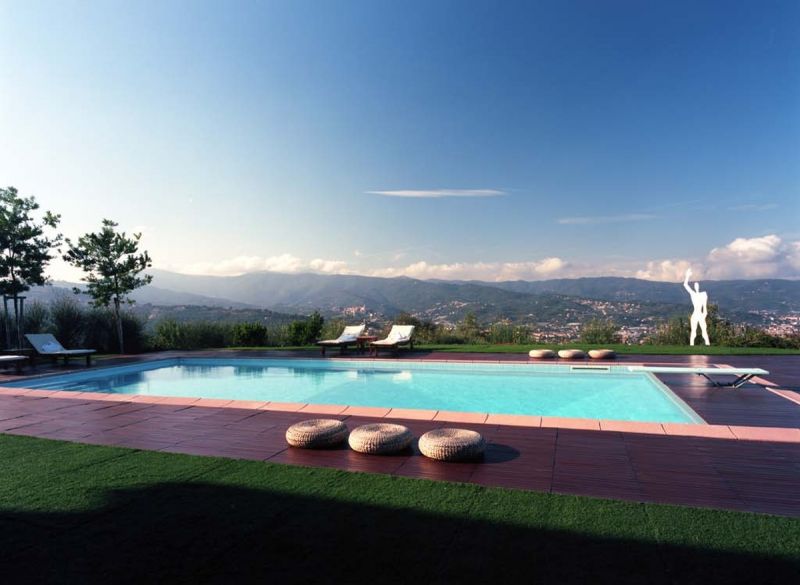 Exquisite Villa: Moderner Charme, Pool und atemberaubender Meerblick in Diano Marina
