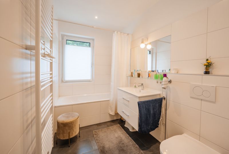 Garten mit Aussicht in Flachau: 4-Zimmer-Wohnung in Ruhelage /  / 5542 Flachau / Bild 9