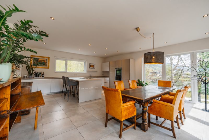 Ruhig . Privat . Besonders - Stilvolle Villa am Teich /  / 5730 Mittersill / Bild 2