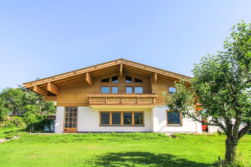 Miete: Einfamilienhaus in sonniger Ruhelage mit traumhafter Aussicht