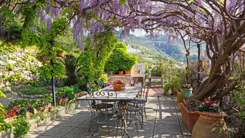 Charmantes Haus mit wunderschnem Garten und Meerblick in Santo Stefano al Mare /  / 18010 Santo Stefano Al Mare / Bild 2