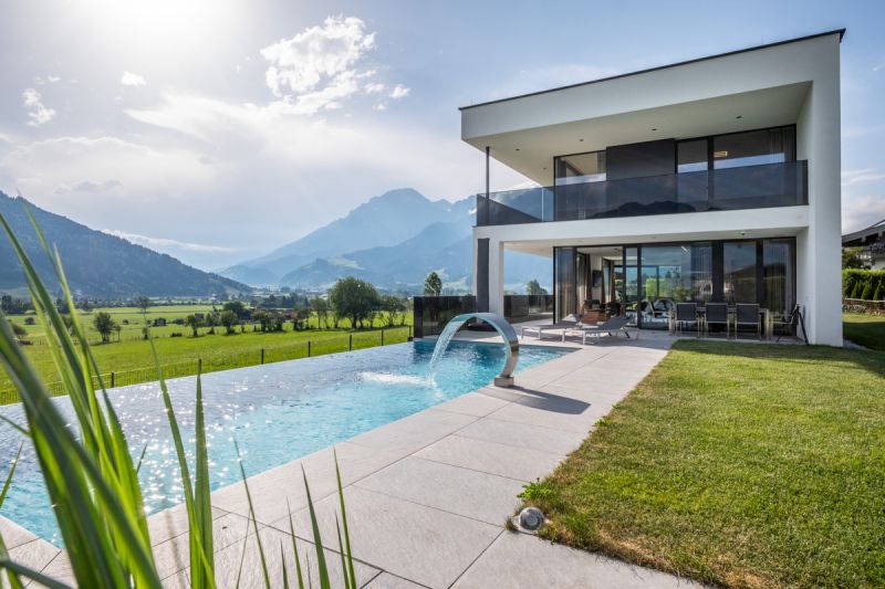 THE ELEGANCE - moderne Villa mit Weitblick
