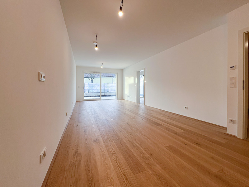 Wirklich zum Verlieben. Liebevolle 2-Zimmer Gartenwohnung im Herzen von Aspern. Sofort einziehen! /  / 1220 Wien / Bild 2