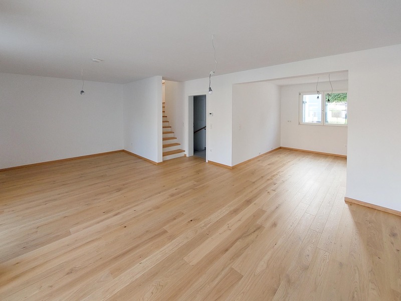 Nur 170m vom Badeteich Hirschstetten. Modernes Reihenhaus mit Garten und Vollunterkellerung /  / 1220 Wien / Bild 3
