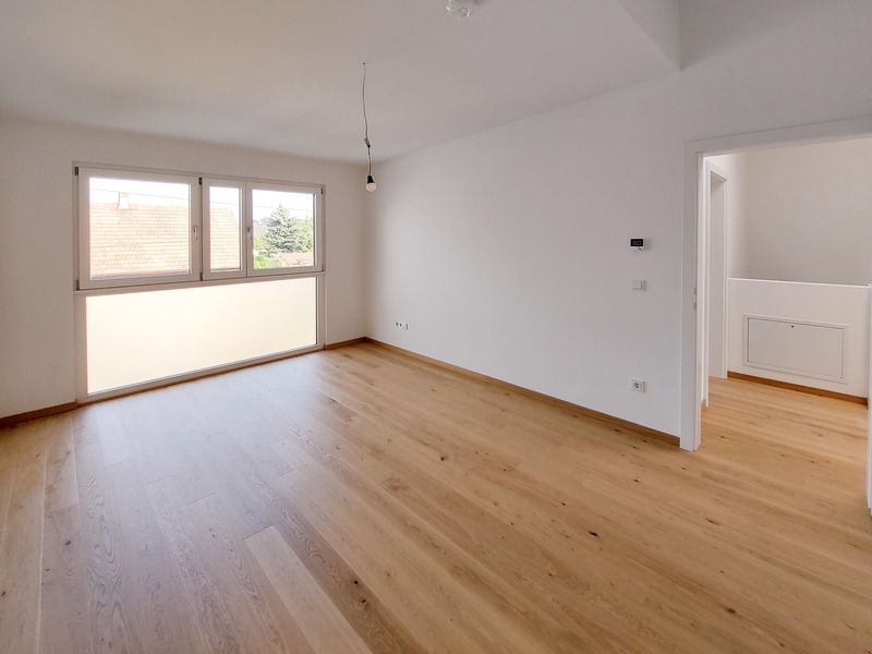 Nur 170m vom Badeteich Hirschstetten. Modernes Reihenhaus mit Garten und Vollunterkellerung /  / 1220 Wien / Bild 4