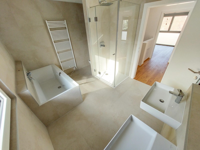Sofort einziehen: 4-Zimmer-Haus mit PV am Dach, Vollkeller, Garten. Im Grnen beim Badeteich Hirschstetten /  / 1220 Wien / Bild 3