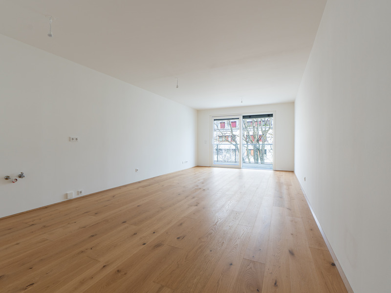 WG für Profis. 2-Zimmer, 2-Bäder, 2 Balkone, alles drin. U1 nur wenige Gehminuten entfernt / / 1210 Wien / Bild 8