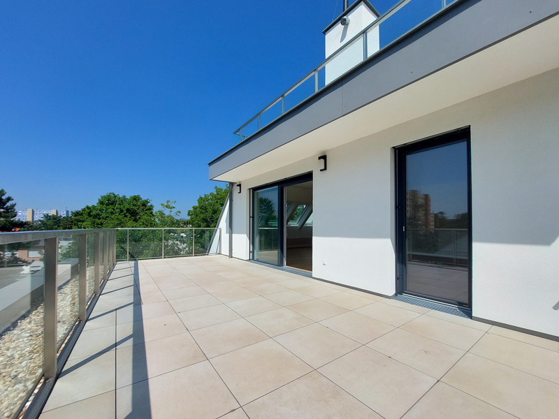 Auf der Sonnenseite. Liebevoll designte 3-Zimmer Dachgeschosswohnung mit Sd-Terrasse /  / 1210 Wien / Bild 4