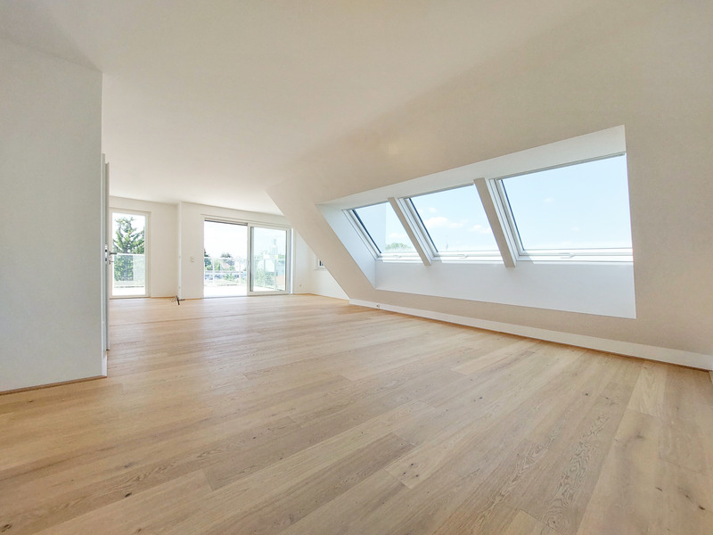 Nur 450m von der Alten Donau entfernt spielt dieses 3-Zimmer Dachgeschosswohnung alle Stücke / / 1220 Wien / Bild 3