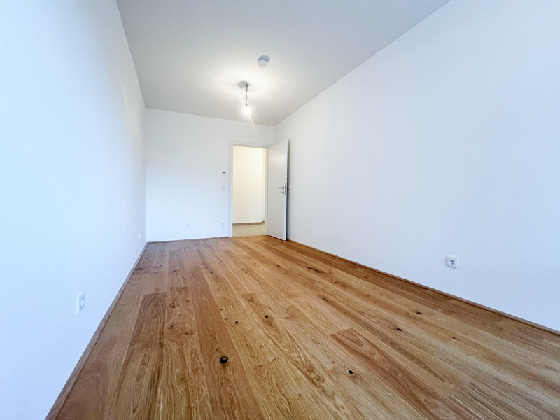 Gerumige 4-Zimmer Familieninsel mit Sd-Balkon und ganz viel Platz zum Leben. Sofort einziehen /  / 1220 Wien / Bild 4