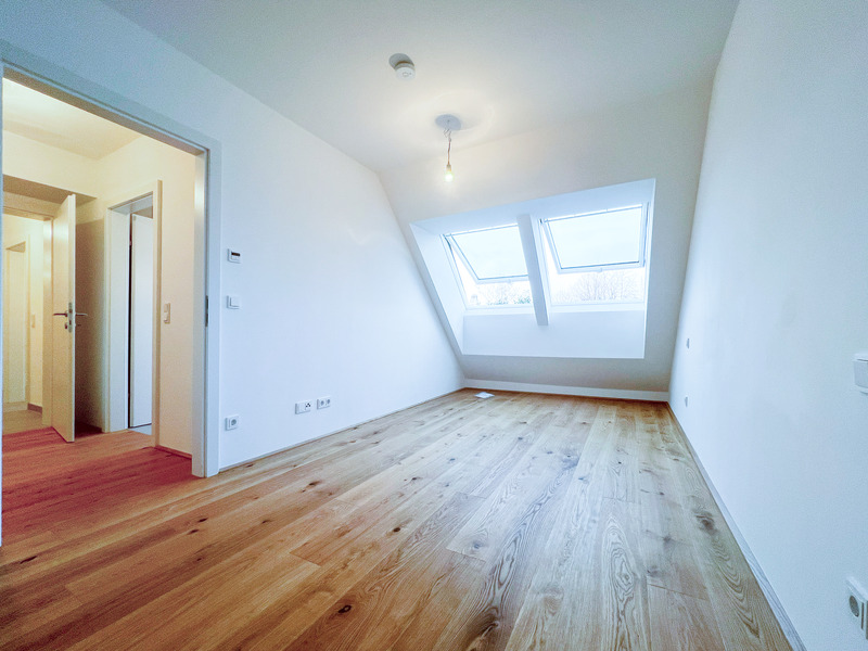 Gerumige 4-Zimmer Familieninsel mit Sd-Balkon und ganz viel Platz zum Leben. Sofort einziehen /  / 1220 Wien / Bild 1