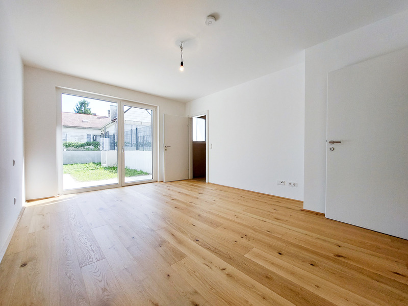 Grne Oase mitten in der Stadt. 4-Zimmer Traum mit 135 m und 100 m Garten in Aspern. Gleich einziehen.  /  / 1220 Wien / Bild 1