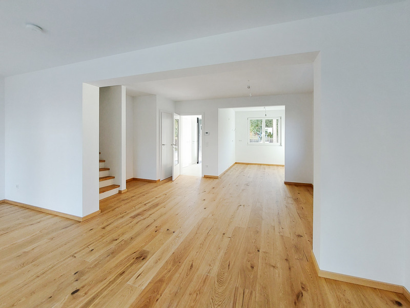 Wohnen bei der U1-Station Leopoldau. Modernes Niedrigenergiehaus in Premium-Ausfhrung auf Eigengrund /  / 1210 Wien / Bild 1