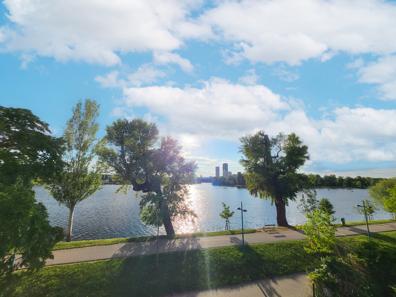 Am Wasser gebaut. Exklusives Traumhaus mit 5 Zimmer direkt an der unteren Alten Donau