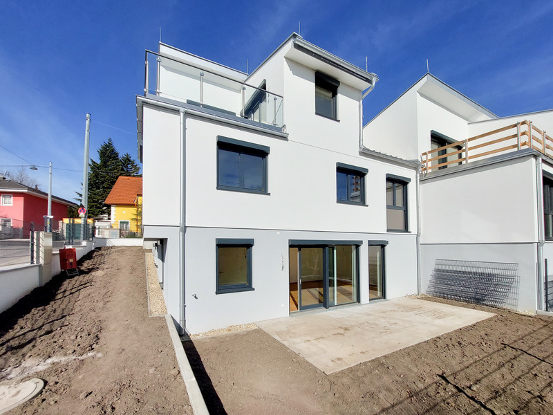 Wohnen nahe Schnbrunn. Modernes Doppelhaus mit 4 Zimmern, Wrmepumpe, Klimaanlage /  / 1230 Wien / Bild 1