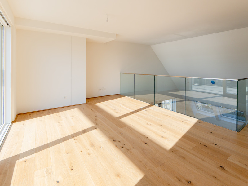 Malerisches 3-Zimmer Penthouse mit Galerie nur 290 m vom Wasser entfernt. Deckenk�hlung /  / 1220&nbsp;Wien / Bild 1