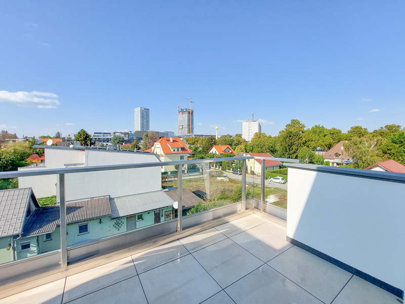 Sagenhaftes 3-Zimmer-Penthouse auf 129 m² - samt Deckenkühlung und Liftfahrt direkt in die Wohnung / / 1220 Wien / Bild 8